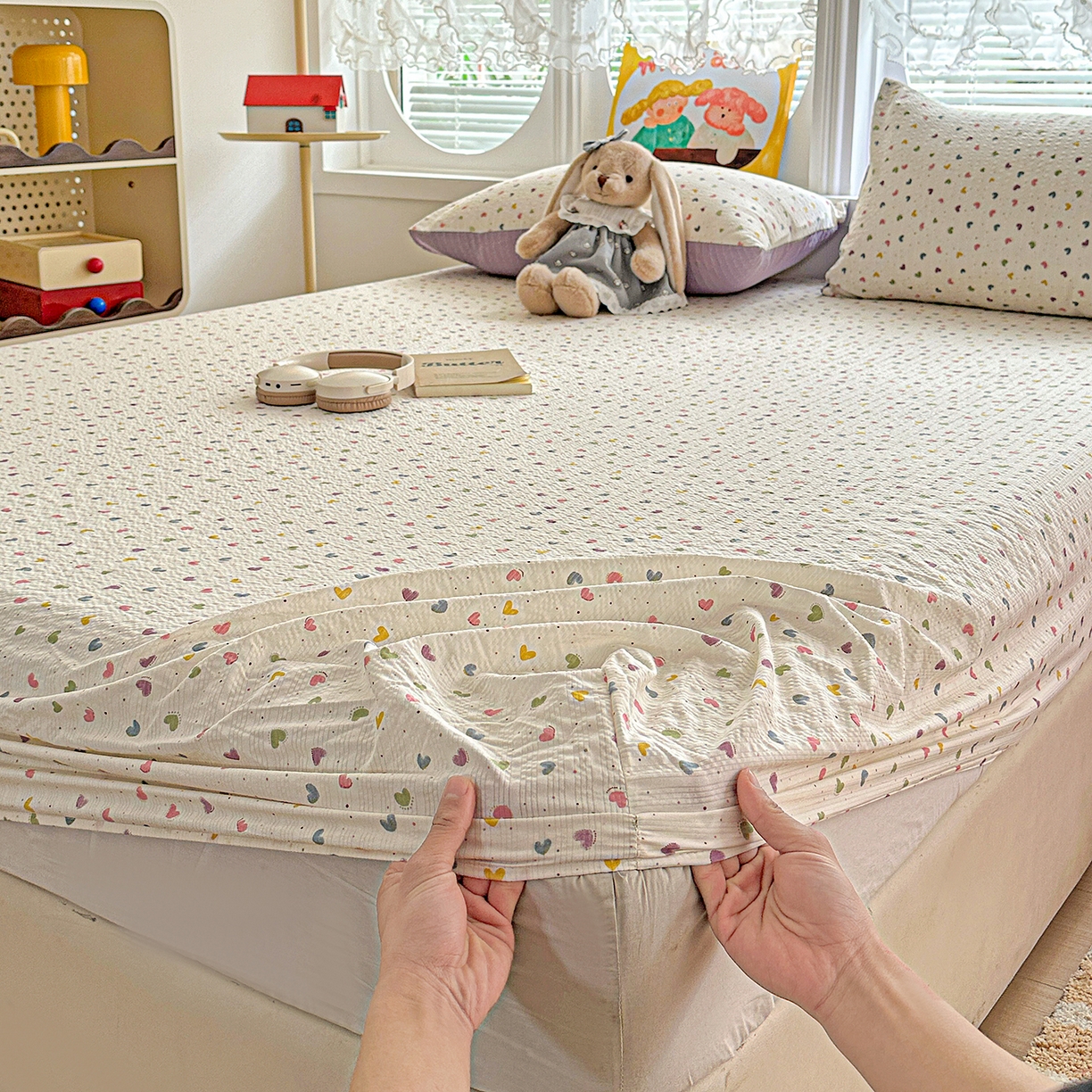 91家纺网 家纺一手货源 找家纺 悦织湾家纺 2026新款老粗布印花床单床笠床笠三两件套春秋学生宿舍单双人床笠 心心相印