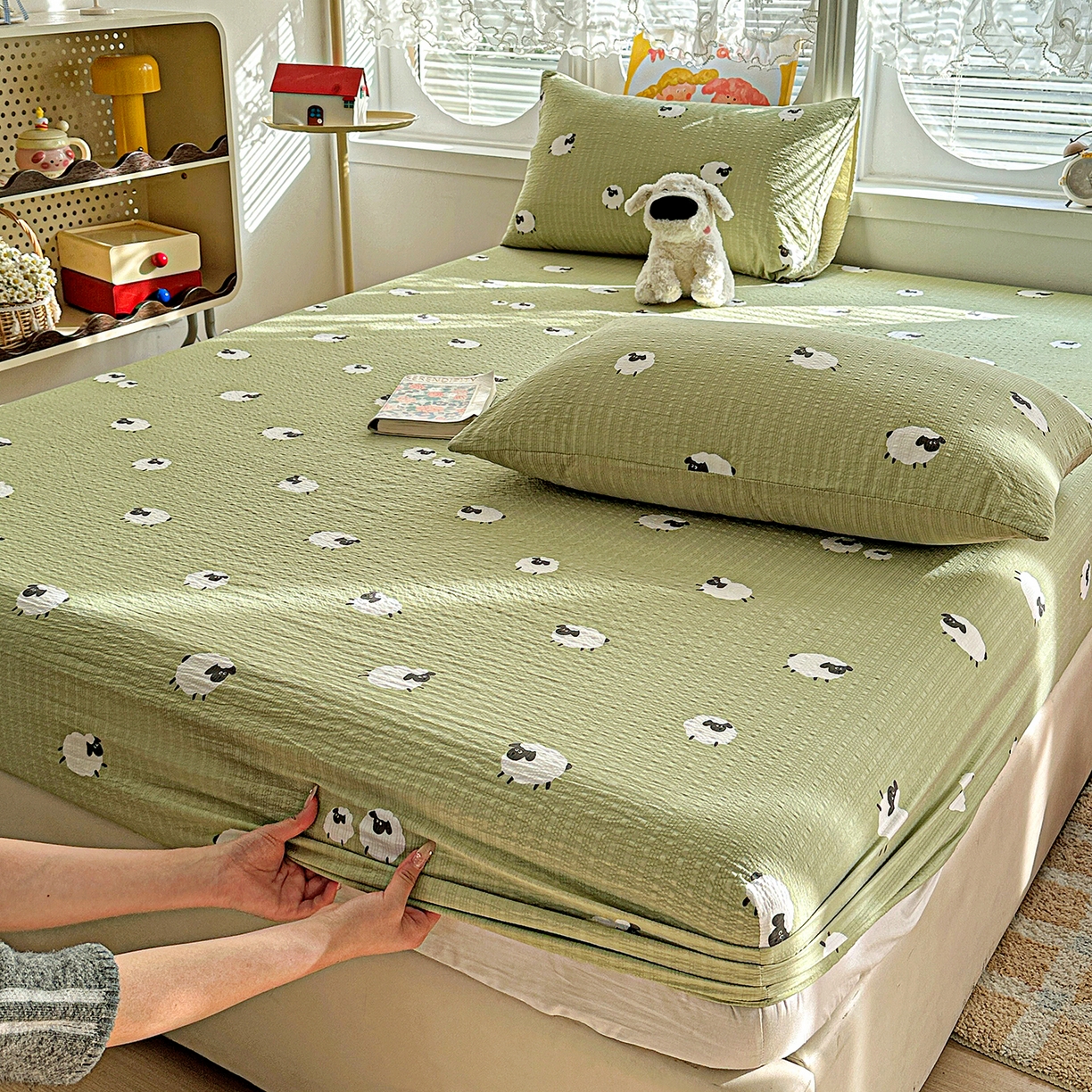 91家纺网 家纺一手货源 找家纺 悦织湾家纺 2026新款老粗布印花床单床笠床笠三两件套春秋学生宿舍单双人床笠 羊羊牧场