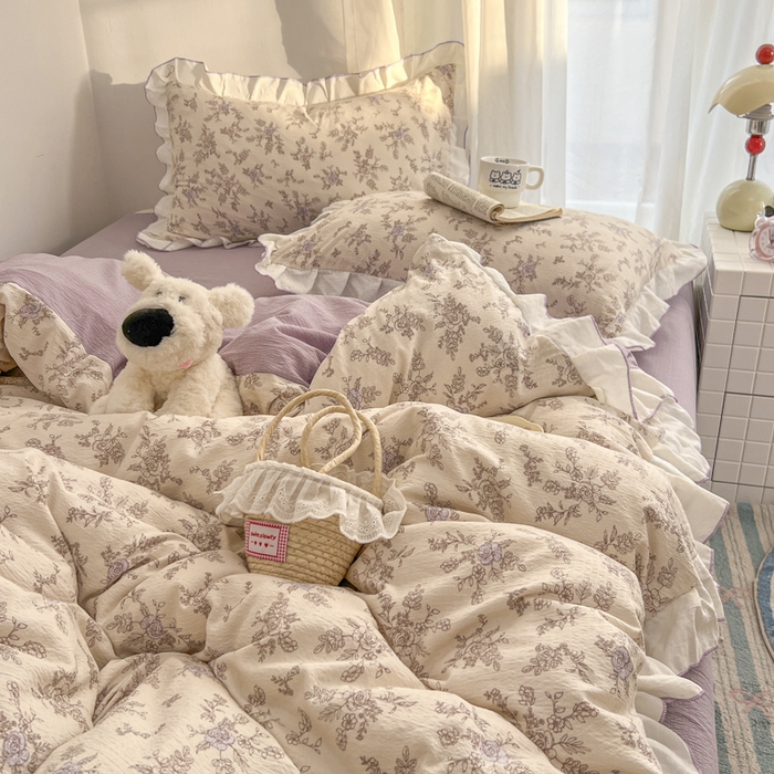 91家纺网 家纺一手货源 找家纺 柒月家居 2026新款小清新木棉皱皱纱花边款四件套 春意紫