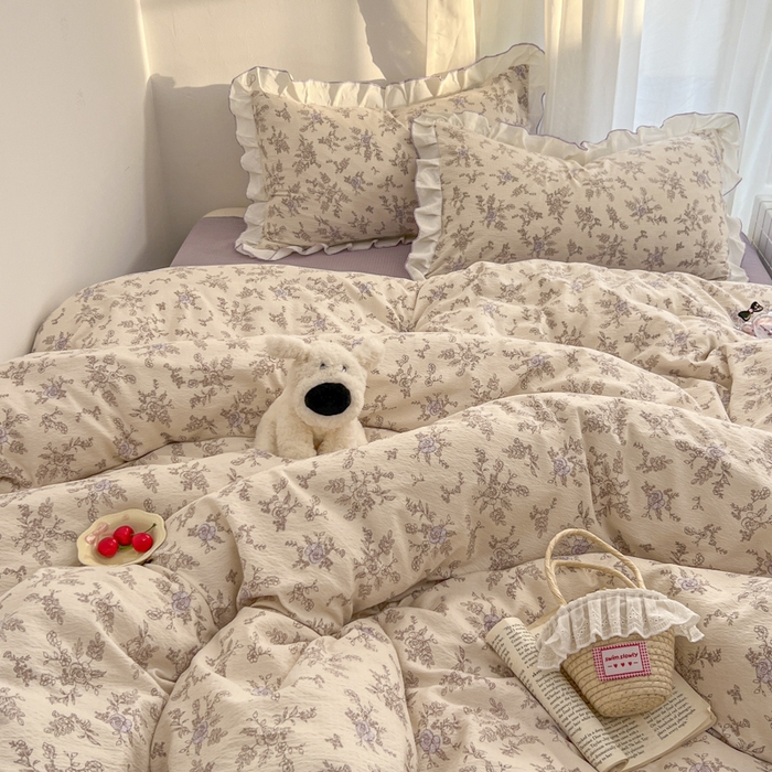 91家纺网 家纺一手货源 找家纺 柒月家居 2026新款小清新木棉皱皱纱花边款四件套 春意紫