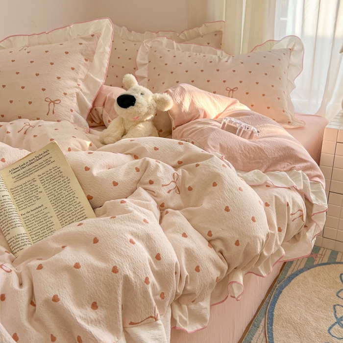 91家纺网 家纺一手货源 找家纺 柒月家居 2026新款小清新木棉皱皱纱花边款四件套 爱心飘飘