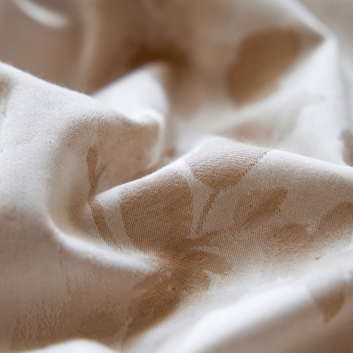 91家纺网 家纺一手货源 找家纺 涞澳家纺 2026新款全棉纯棉色织提花四件套 梦蔓