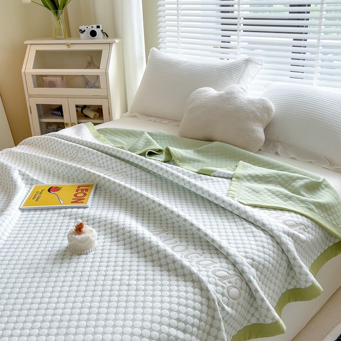 91家纺网 家纺一手货源 找家纺 （总）馨乐家纺 2026新款三层纱针织夏凉被夏被被子被芯盖毯