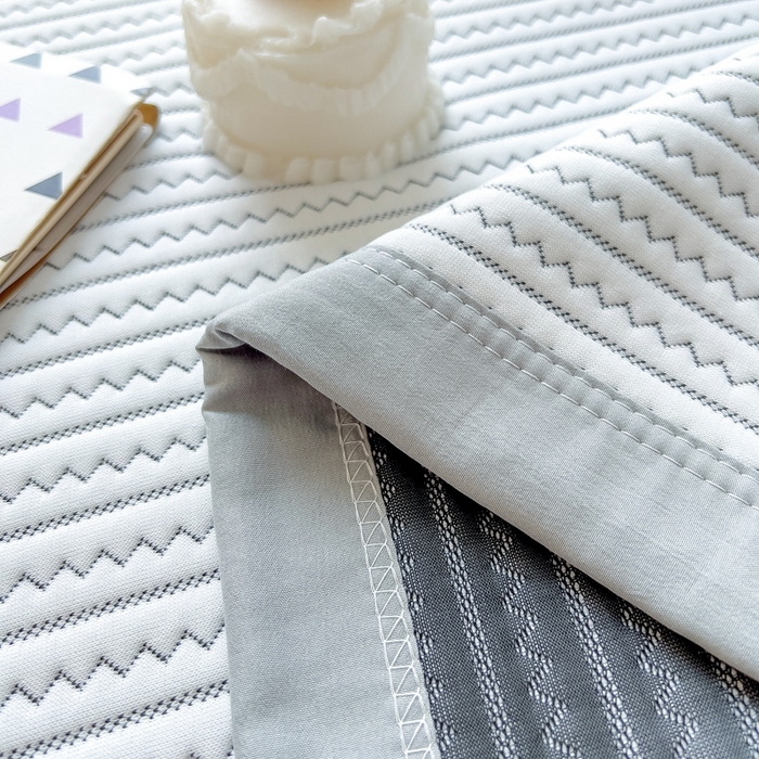 91家纺网 家纺一手货源 找家纺 馨乐家纺 2026新款三层纱针织夏凉被夏被被子被芯盖毯 灵波