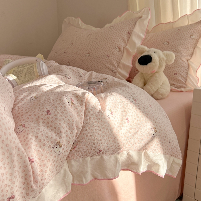 91家纺网 家纺一手货源 找家纺 柒月家居 2026新款小清新木棉皱皱纱花边款四件套 豹纹粉