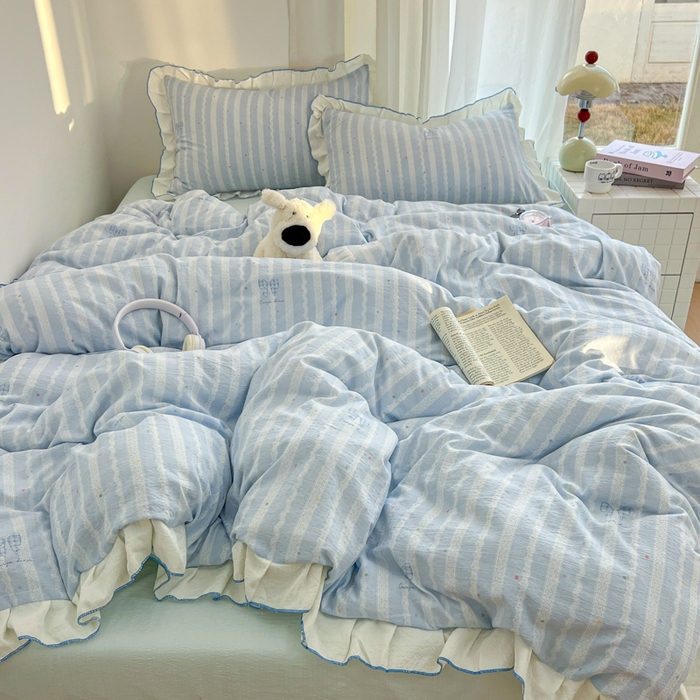 91家纺网 家纺一手货源 找家纺 柒月家居 2026新款小清新木棉皱皱纱花边款四件套 蝴蝶结蓝