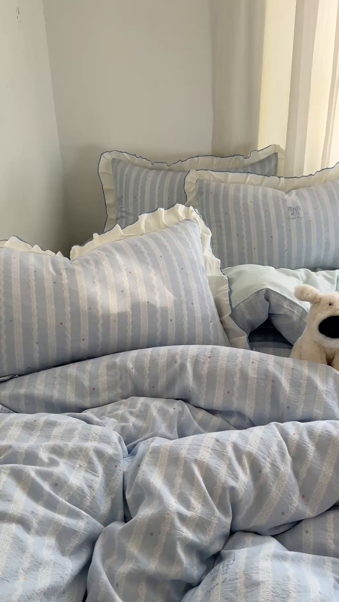 91家纺网 家纺一手货源 找家纺 柒月家居 2026新款小清新木棉皱皱纱花边款四件套 蝴蝶结蓝