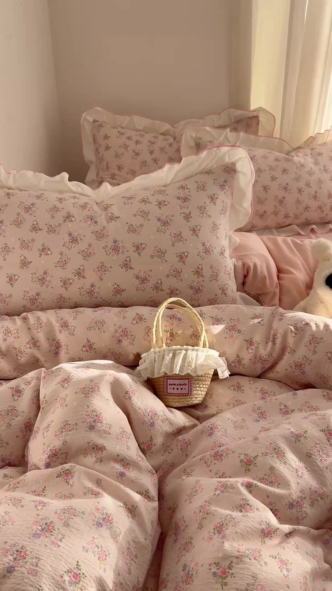 91家纺网 家纺一手货源 找家纺 柒月家居 2026新款小清新木棉皱皱纱花边款四件套 花田梦