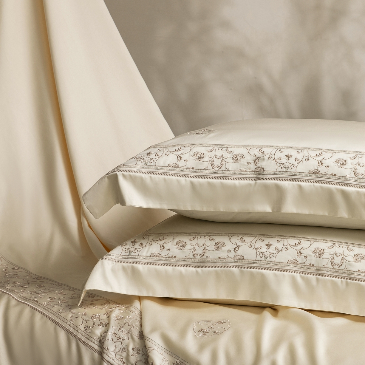 91家纺网 家纺一手货源 找家纺 （总）涞澳家纺 2026新款东帝兴岚雾天丝棉四件套-春风漫舞