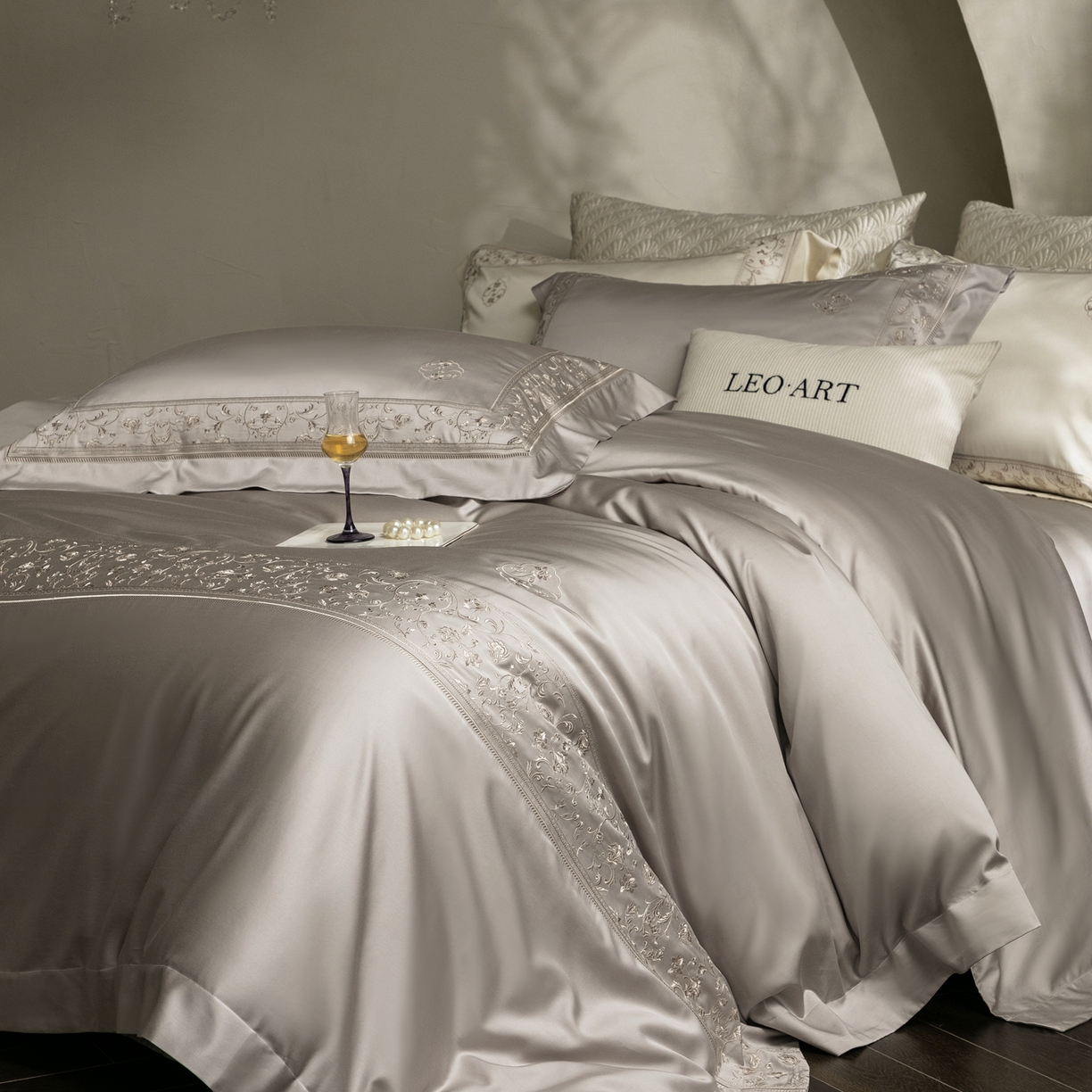 91家纺网 家纺一手货源 找家纺 涞澳家纺 2026新款东帝兴岚雾天丝棉四件套-春风漫舞 春风漫舞-灰