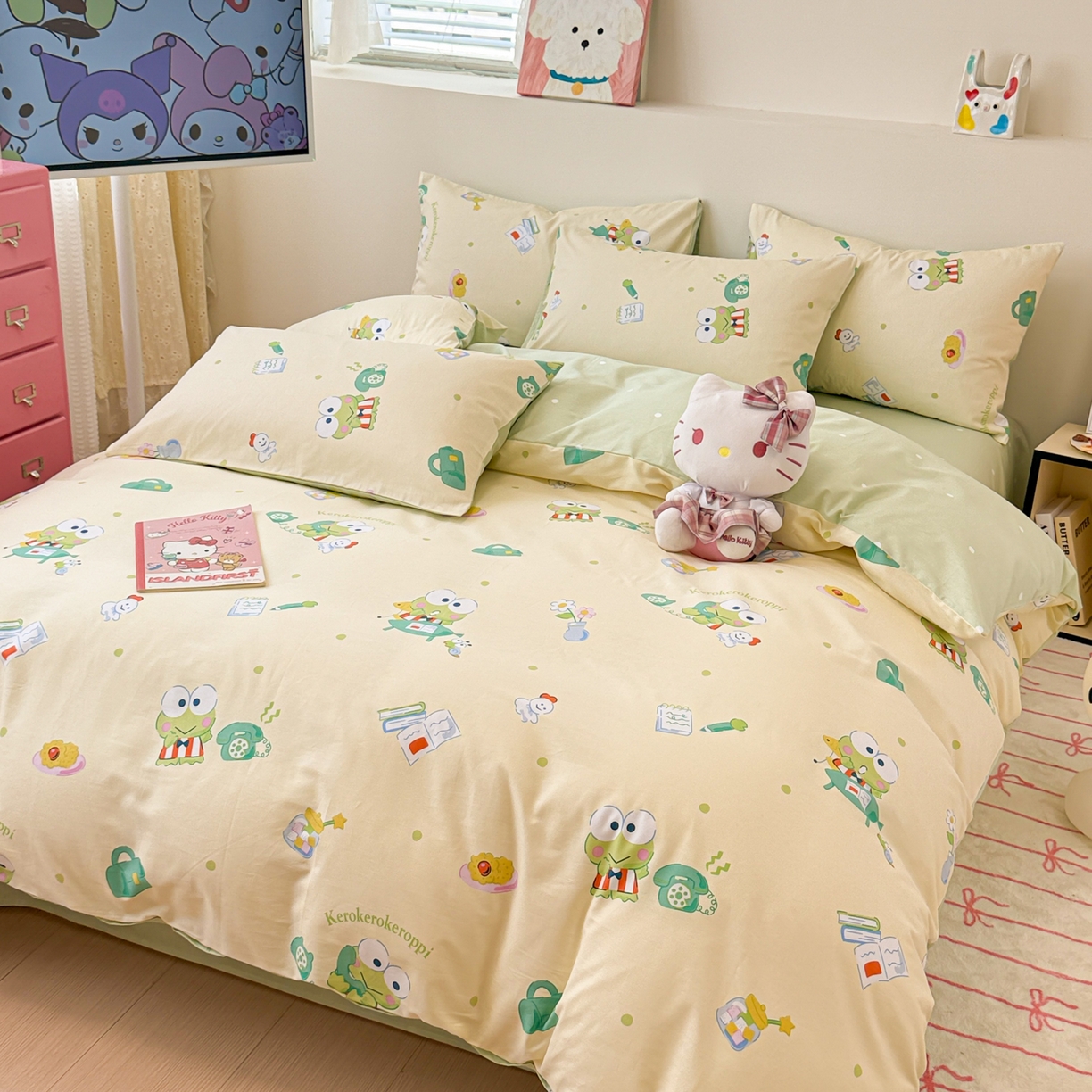 91家纺网 家纺一手货源 找家纺 简宜家居（朝初家纺） 2026新款40支100%纯棉全棉13070斜纹四件套-三丽鸥卡通系列 可洛比