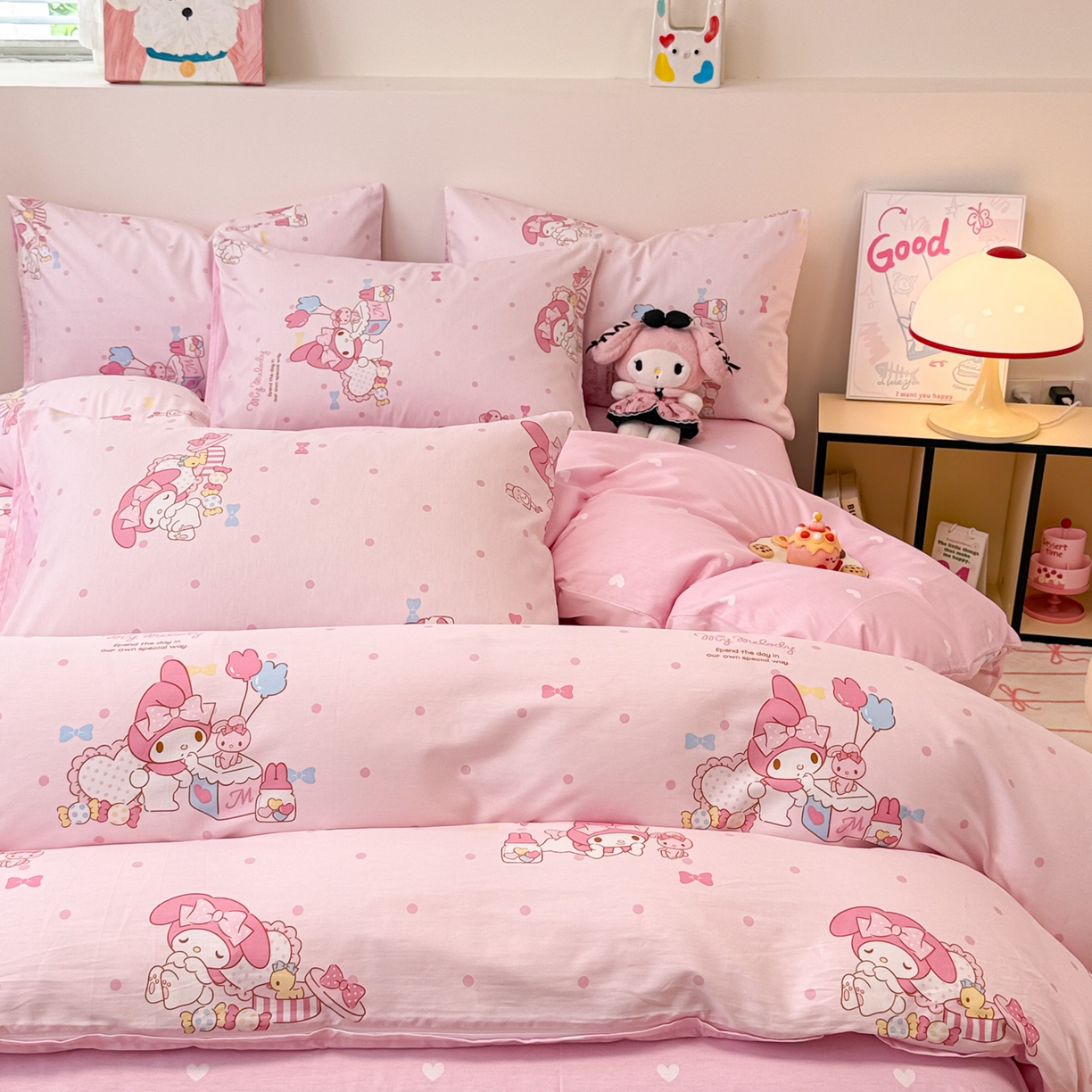 91家纺网 家纺一手货源 找家纺 简宜家居（朝初家纺） 2026新款40支100%纯棉全棉13070斜纹四件套-三丽鸥卡通系列 快乐美乐蒂