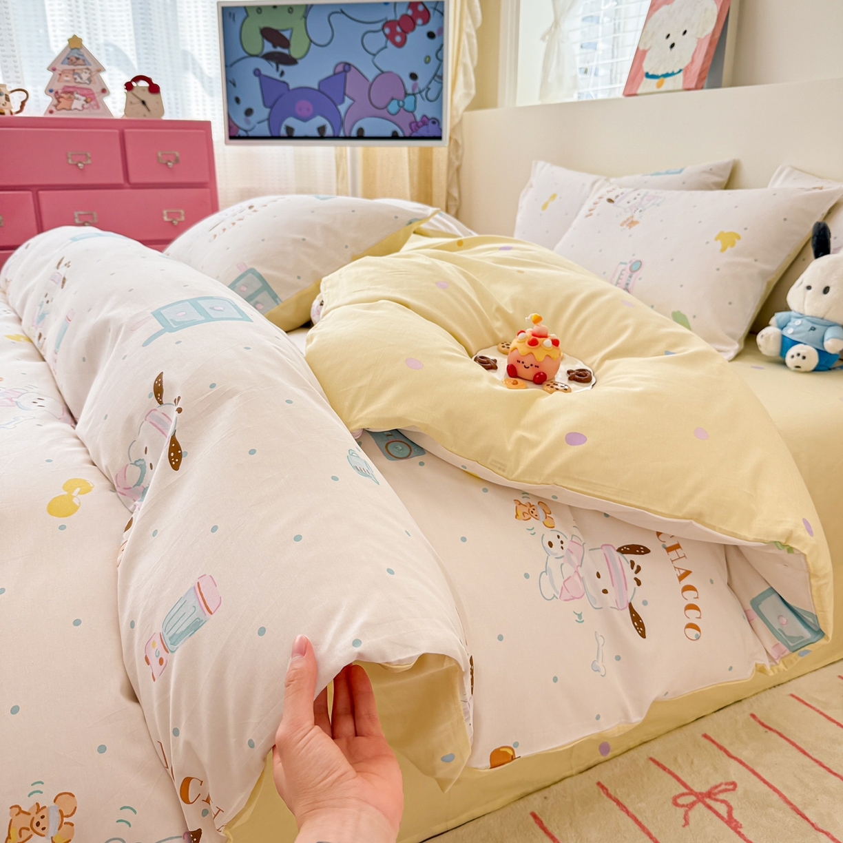 91家纺网 家纺一手货源 找家纺 简宜家居（朝初家纺） 2026新款40支100%纯棉全棉13070斜纹四件套-三丽鸥卡通系列 帕恰狗