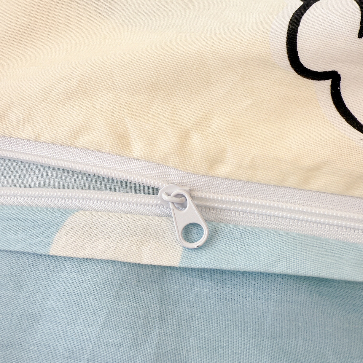 91家纺网 家纺一手货源 找家纺 简宜家居（朝初家纺） 2026新款40支100%纯棉全棉13070斜纹四件套-三丽鸥卡通系列 玉桂狗