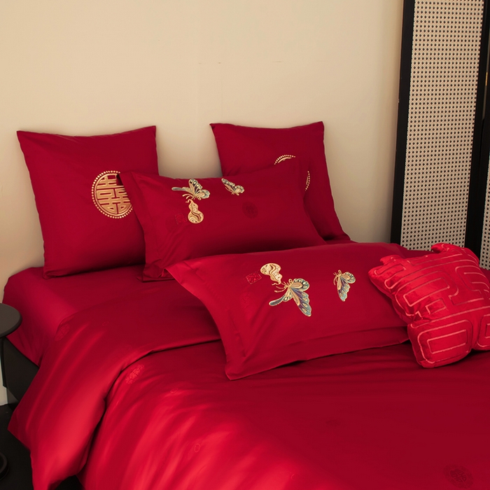 91家纺网 家纺一手货源 找家纺 甜咪咪婚庆 2026新品婚庆50双股100支提花长绒棉全棉床单床盖款结婚四件套多件套   结婚需备品 蝶恋花