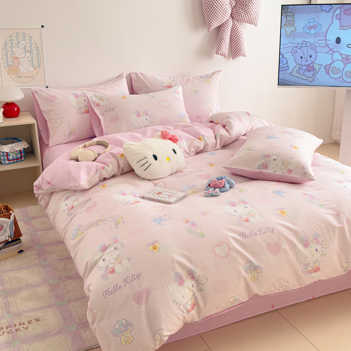 91家纺网 家纺一手货源 找家纺 简宜家居（朝初家纺） 2026新款40支100%纯棉全棉13070斜纹四件套-三丽鸥卡通系列 甜心kitty 粉