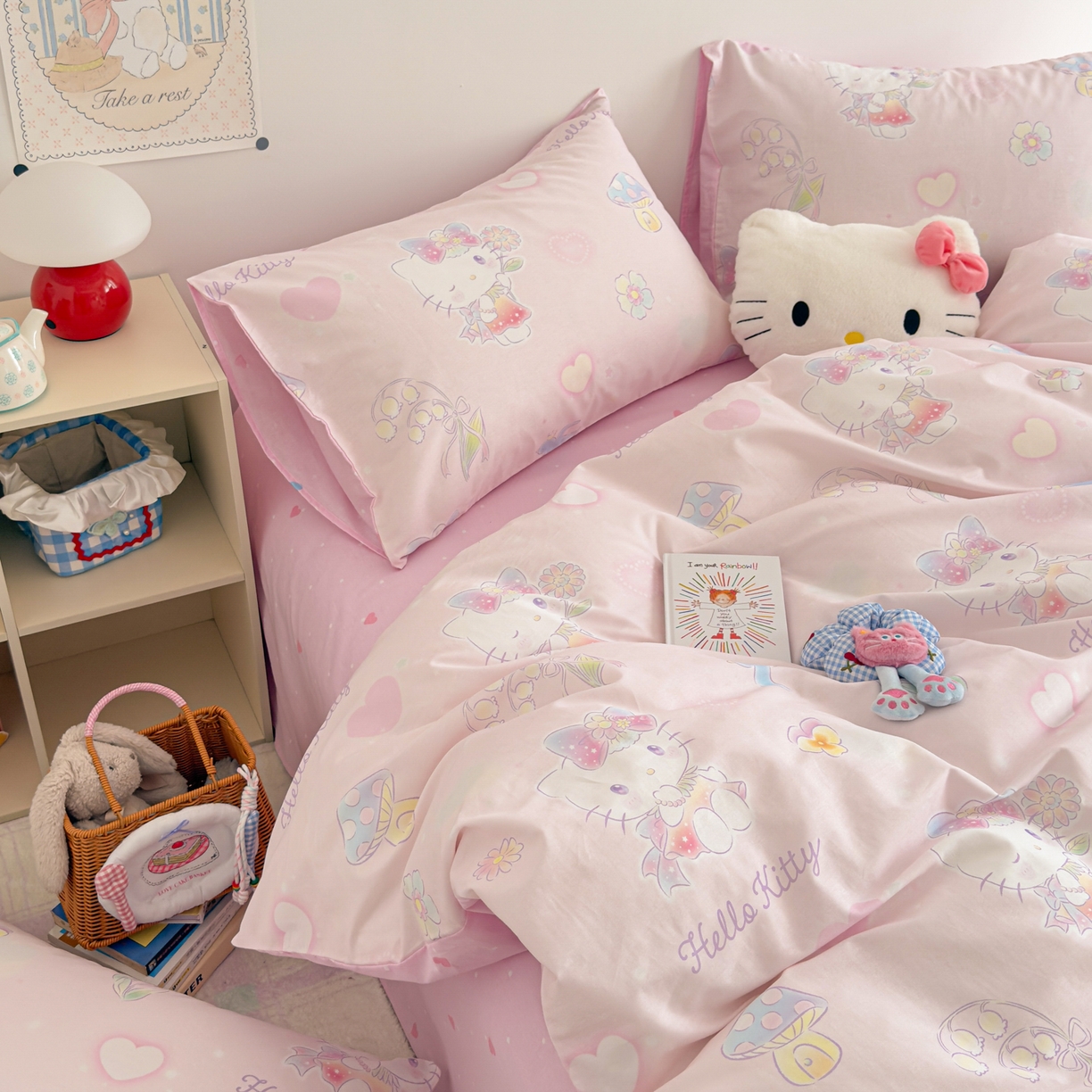 91家纺网 家纺一手货源 找家纺 简宜家居（朝初家纺） 2026新款40支100%纯棉全棉13070斜纹四件套-三丽鸥卡通系列 甜心kitty 粉