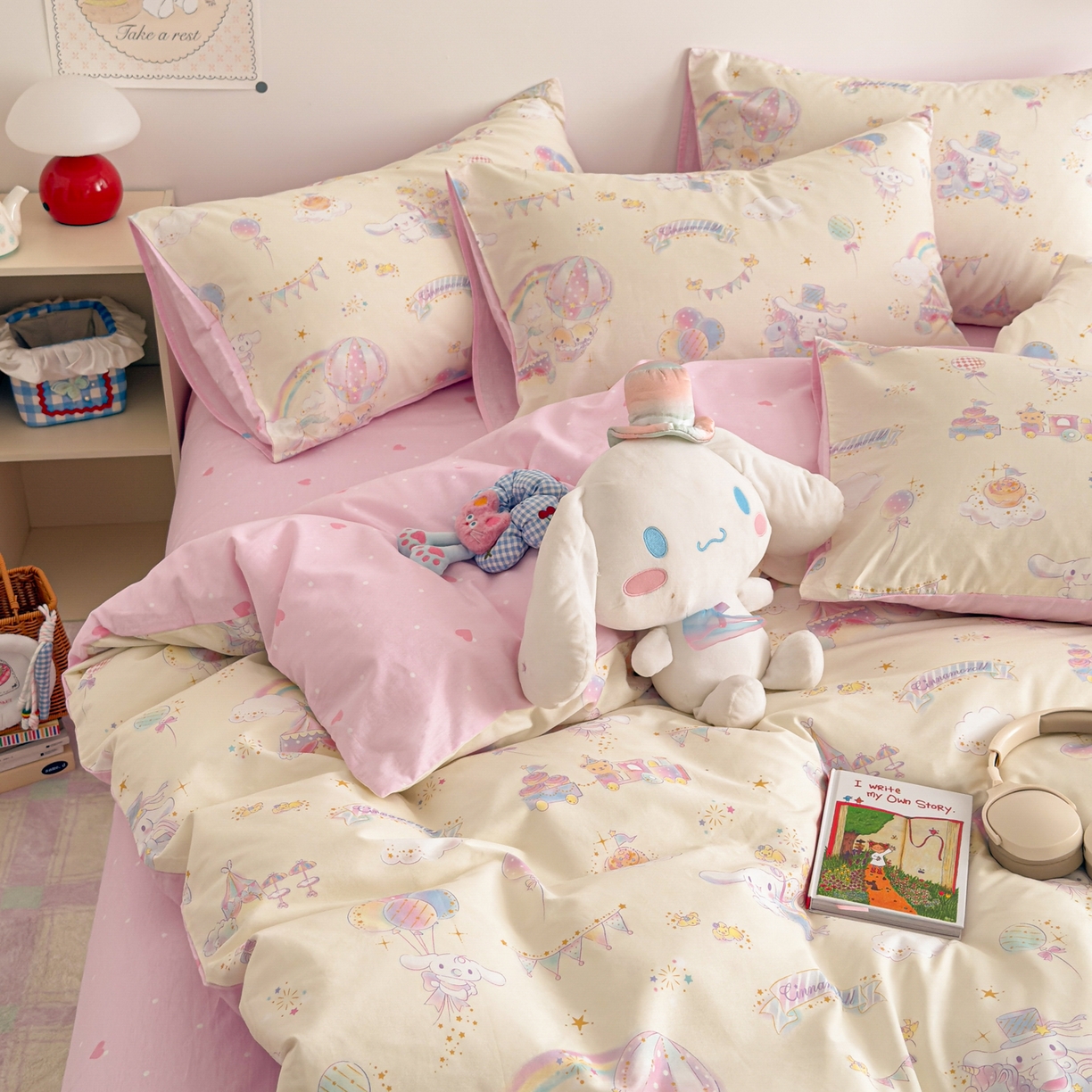 91家纺网 家纺一手货源 找家纺 简宜家居（朝初家纺） 2026新款40支100%纯棉全棉13070斜纹四件套-三丽鸥卡通系列 玉桂彩虹乐园