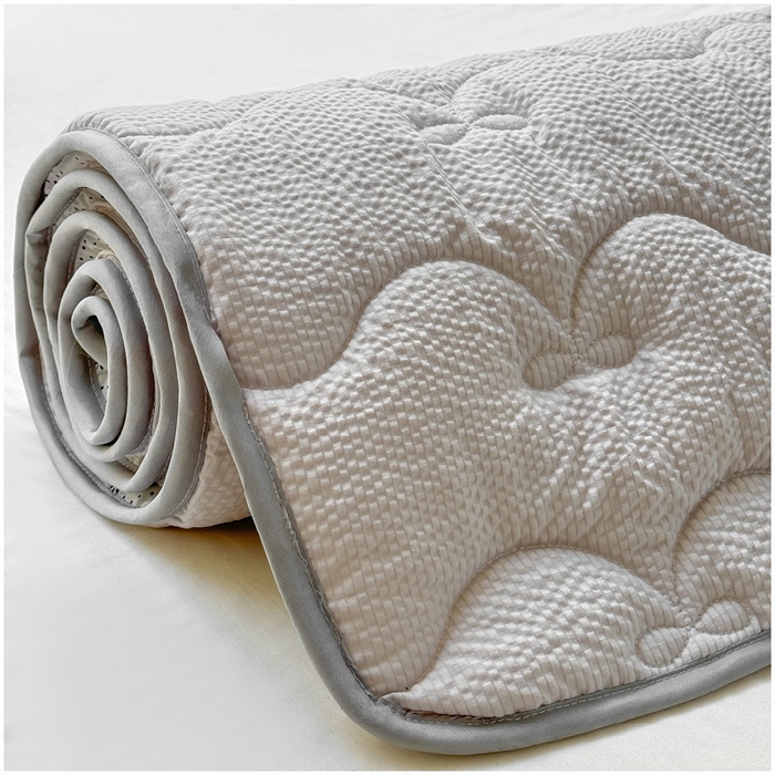 91家纺网 家纺一手货源 找家纺 麒东家纺 2026新款春夏泡泡纱夹棉床垫系列 浅灰