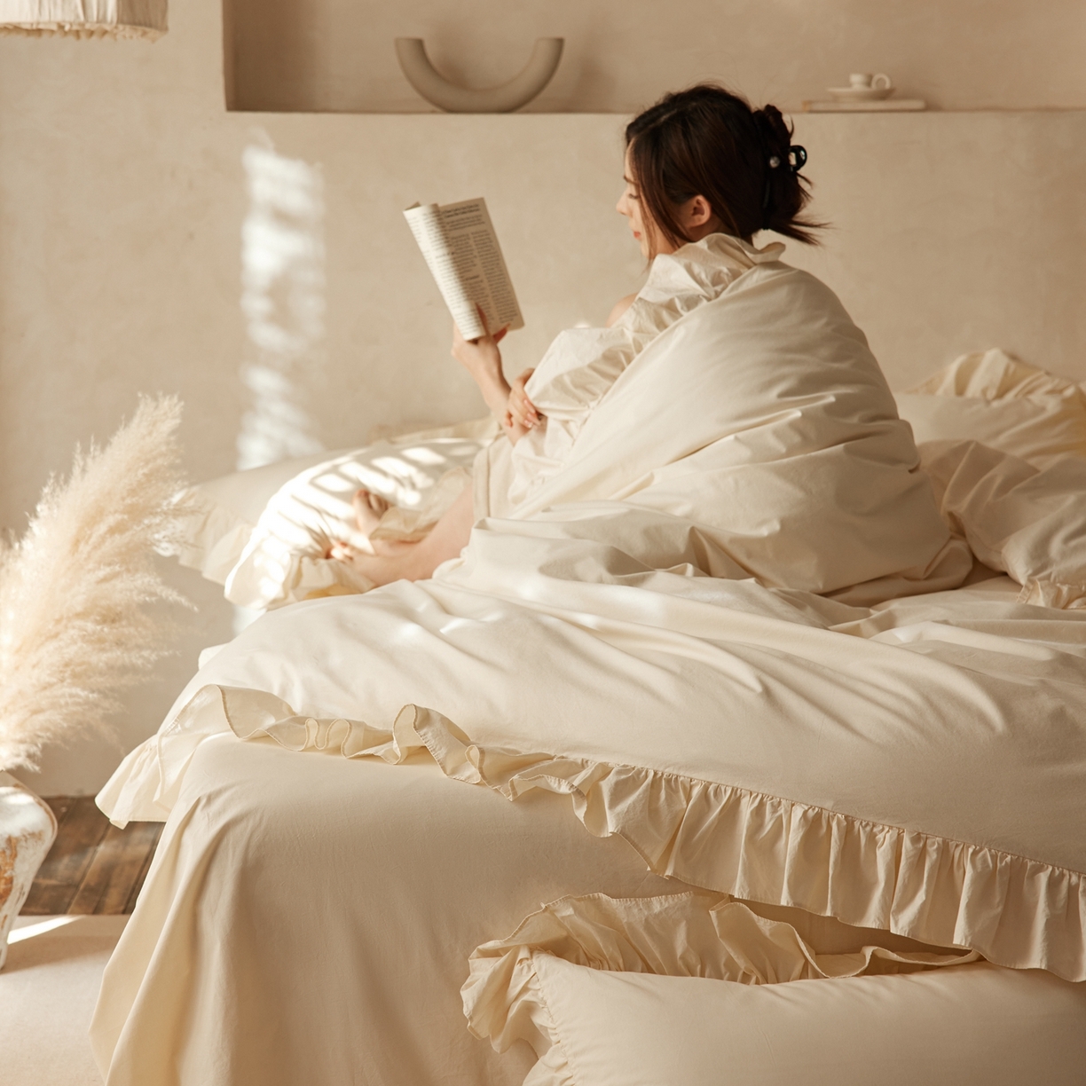 91家纺网 家纺一手货源 找家纺 涞澳家纺 2026新款全棉纯棉水洗棉纯色花边款四件套-珠若 珠若-米白