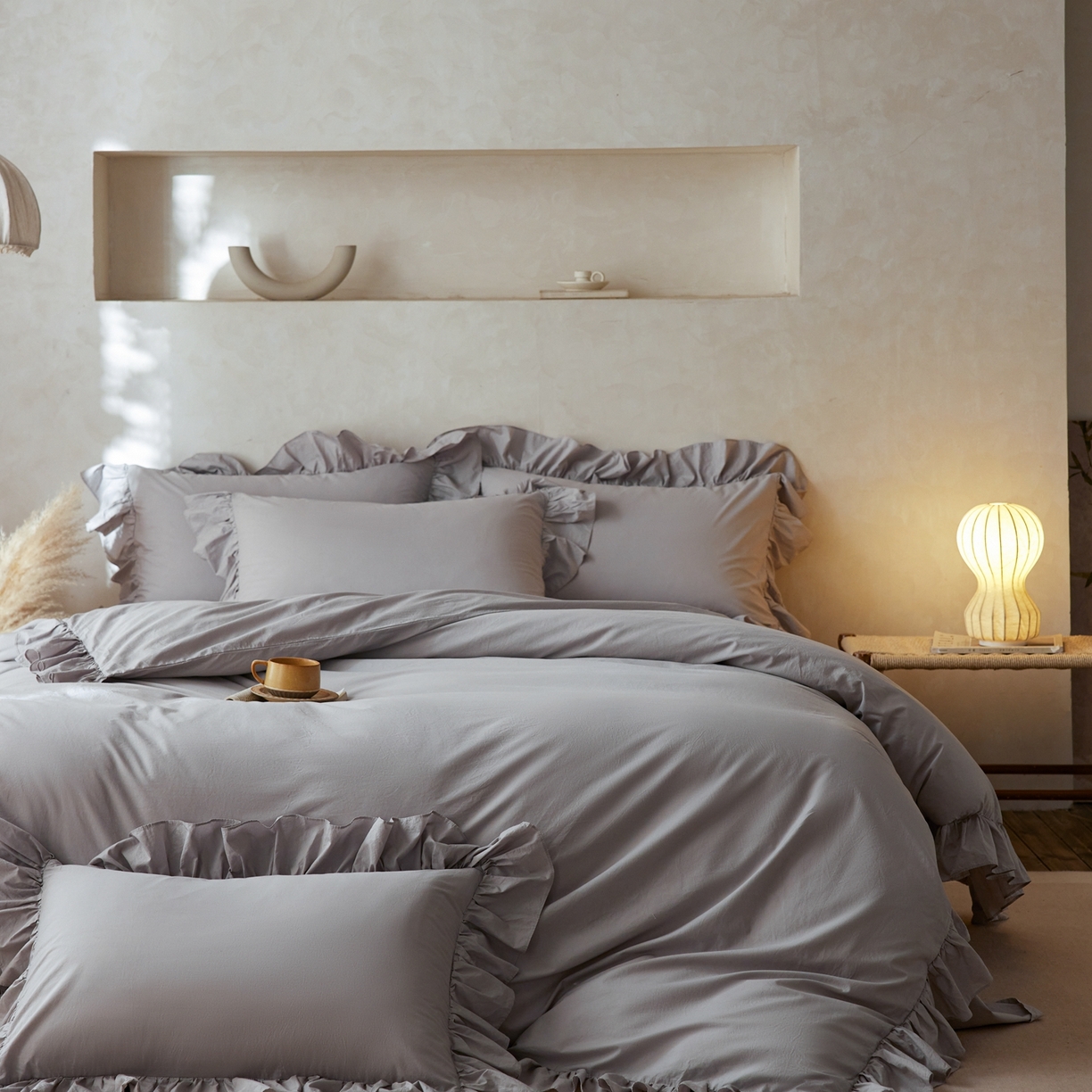 91家纺网 家纺一手货源 找家纺 涞澳家纺 2026新款全棉纯棉水洗棉纯色花边款四件套-珠若 珠若-浅灰