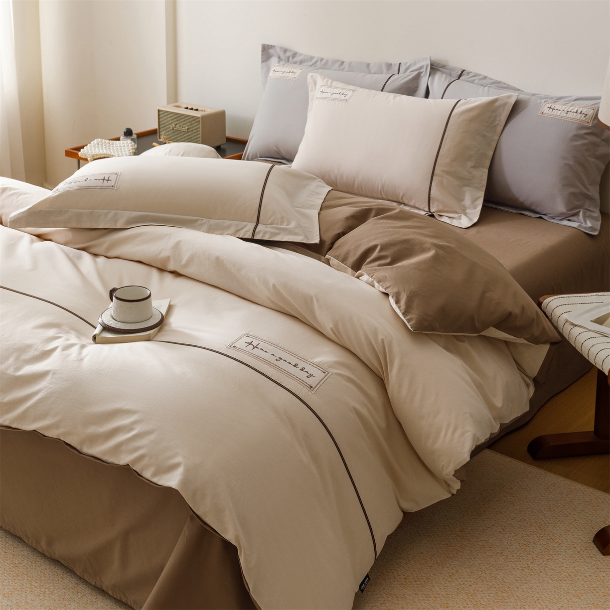 艾莱家纺 2026新款A类水洗棉加厚绣花刺绣四件套-卡尔文 卡尔文-牛奶布丁