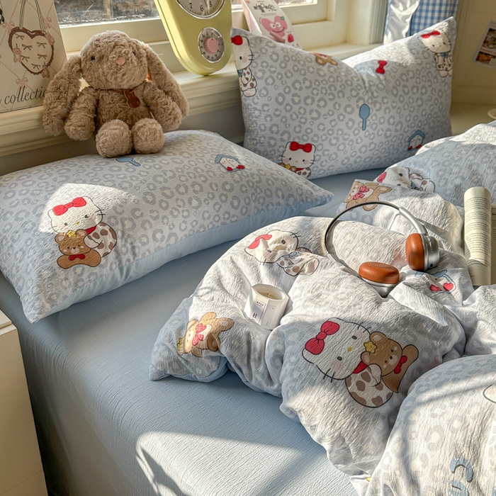 91家纺网 家纺一手货源 找家纺 柒月家居 2026新款云感皱皱纱小清新木棉四件套 哈喽猫咪-蓝