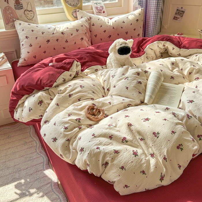 91家纺网 家纺一手货源 找家纺 柒月家居 2026新款云感皱皱纱小清新木棉四件套 玫瑰园