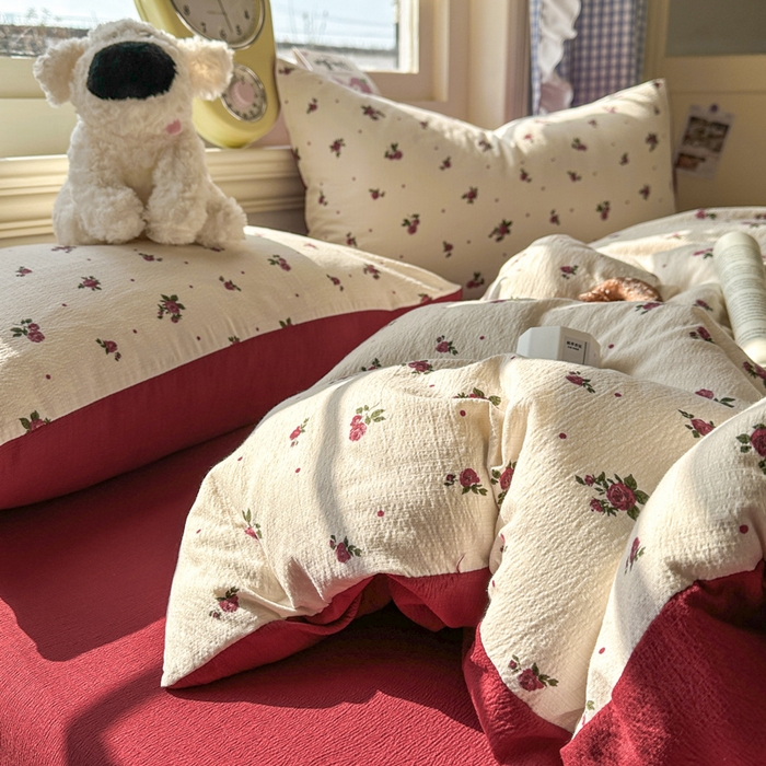 91家纺网 家纺一手货源 找家纺 柒月家居 2026新款云感皱皱纱小清新木棉四件套 玫瑰园