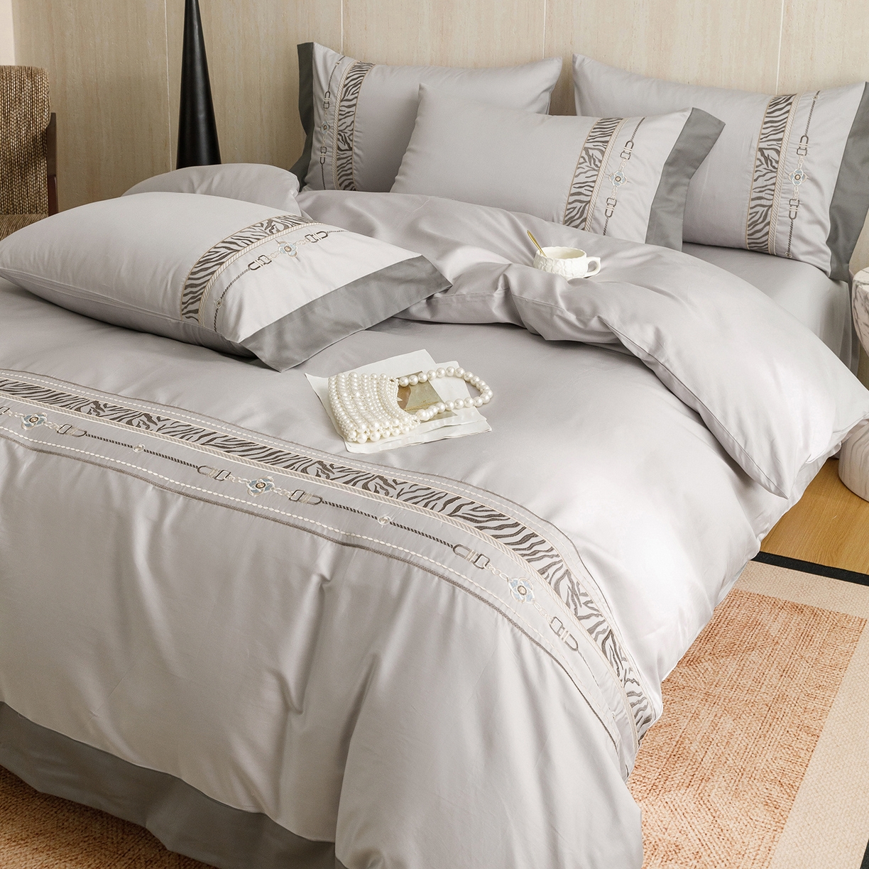 91家纺网 家纺一手货源 找家纺 艾莱家纺 2026新款A类长绒棉纯棉刺绣四件套-奢意 奢意-紫灰