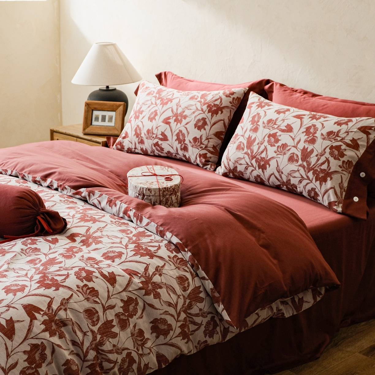 91家纺网 家纺一手货源 找家纺 （总）涞澳家纺 2026新款全棉纯棉色织提花（婚庆）四件套