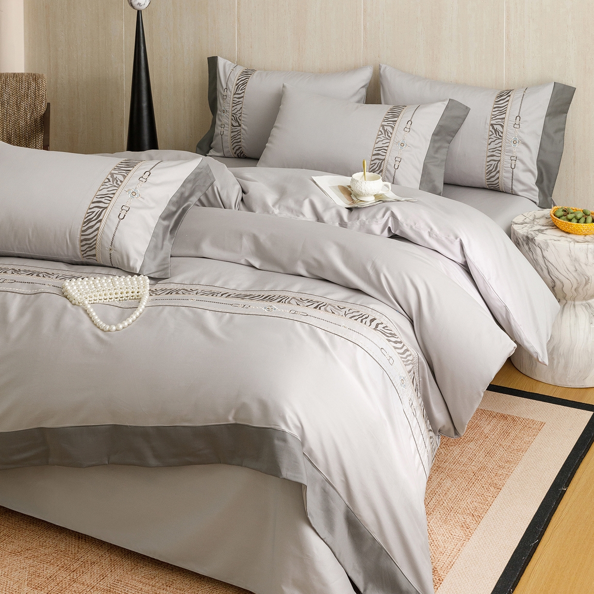 91家纺网 家纺一手货源 找家纺 艾莱家纺 2026新款A类长绒棉纯棉刺绣四件套-奢意 奢意-紫灰