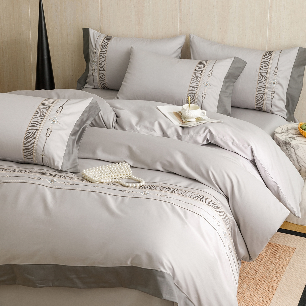 91家纺网 家纺一手货源 找家纺 艾莱家纺 2026新款A类长绒棉纯棉刺绣四件套-奢意 奢意-紫灰