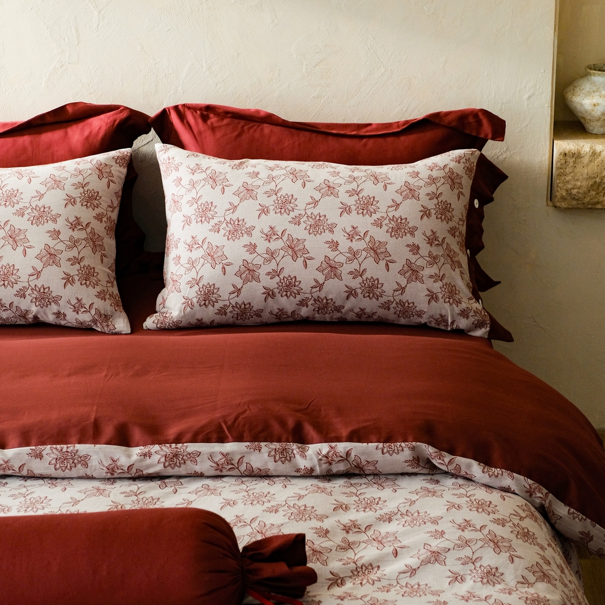 91家纺网 家纺一手货源 找家纺 涞澳家纺 2026新款全棉纯棉色织提花（婚庆）四件套 绯花简语