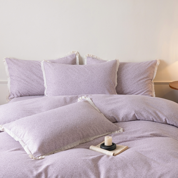 91家纺网 家纺一手货源 找家纺 巧玲珑 2026春夏新款新疆棉磨毛花边工艺款四件套 青禾-紫