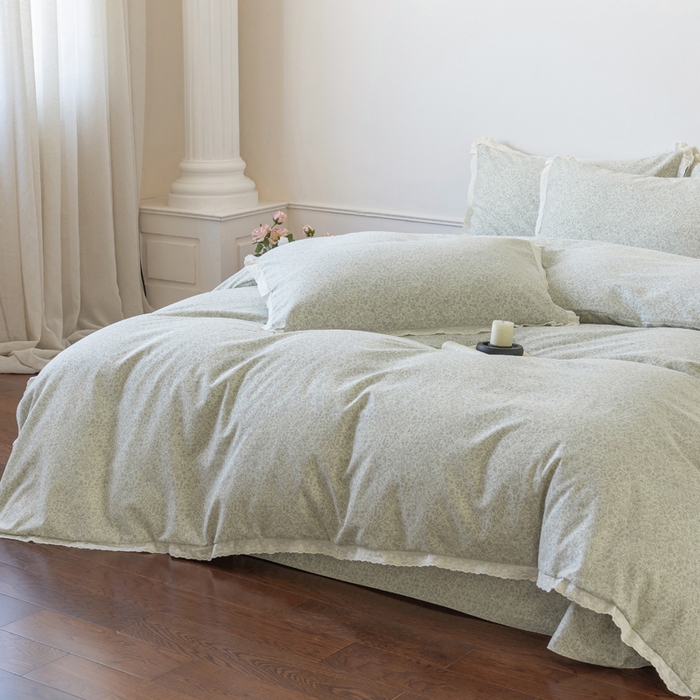 91家纺网 家纺一手货源 找家纺 巧玲珑 2026春夏新款新疆棉磨毛花边工艺款四件套 青禾-草绿