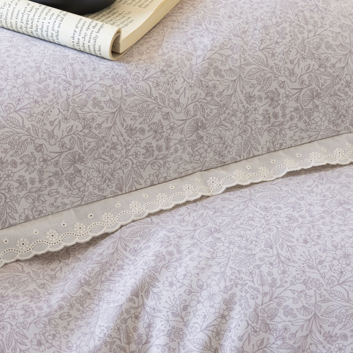 91家纺网 家纺一手货源 找家纺 巧玲珑 2026春夏新款新疆棉磨毛花边工艺款四件套 青禾-卡其