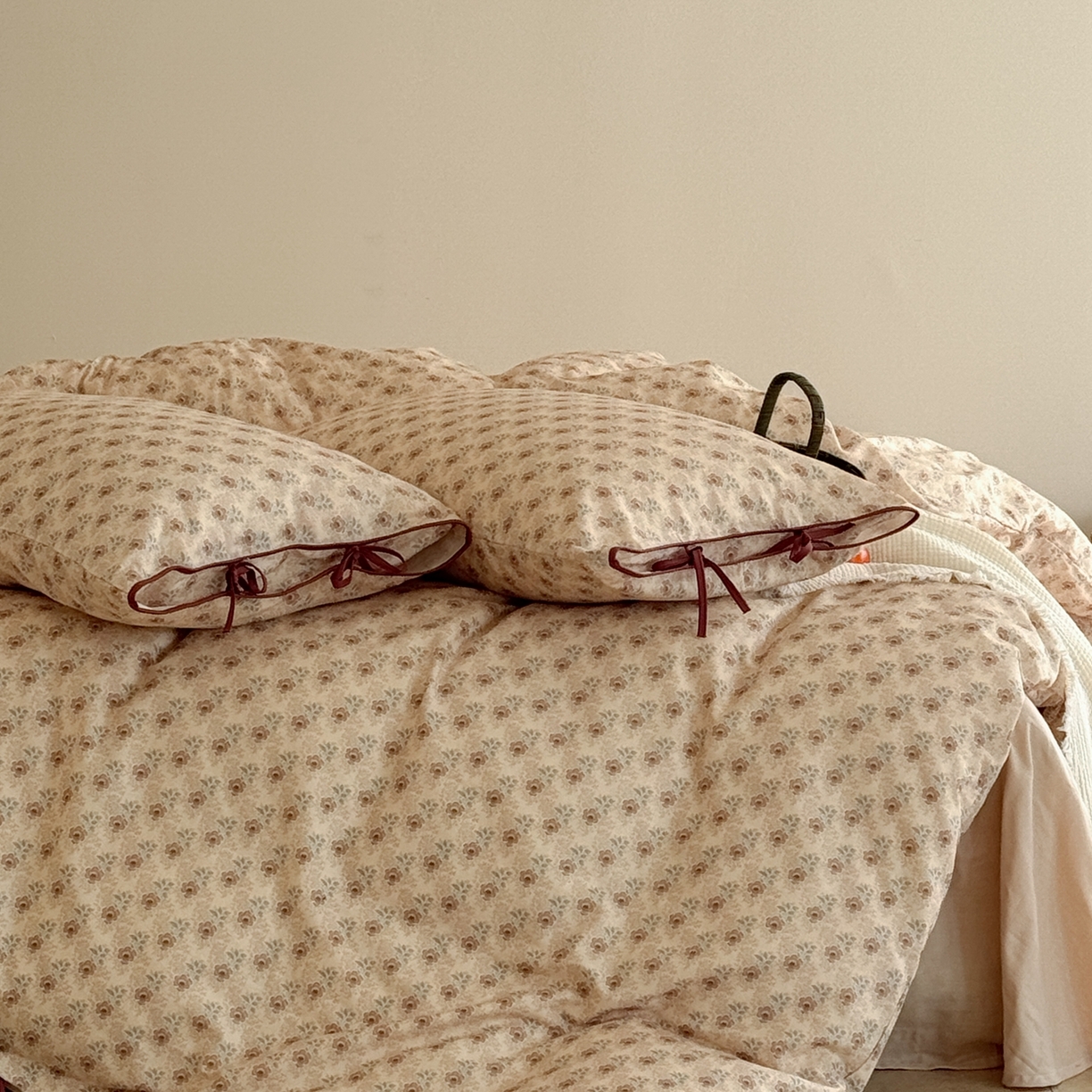 91家纺网 家纺一手货源 找家纺 涞澳家纺 2026新款全棉纯棉双层纱四件套 木槿花开