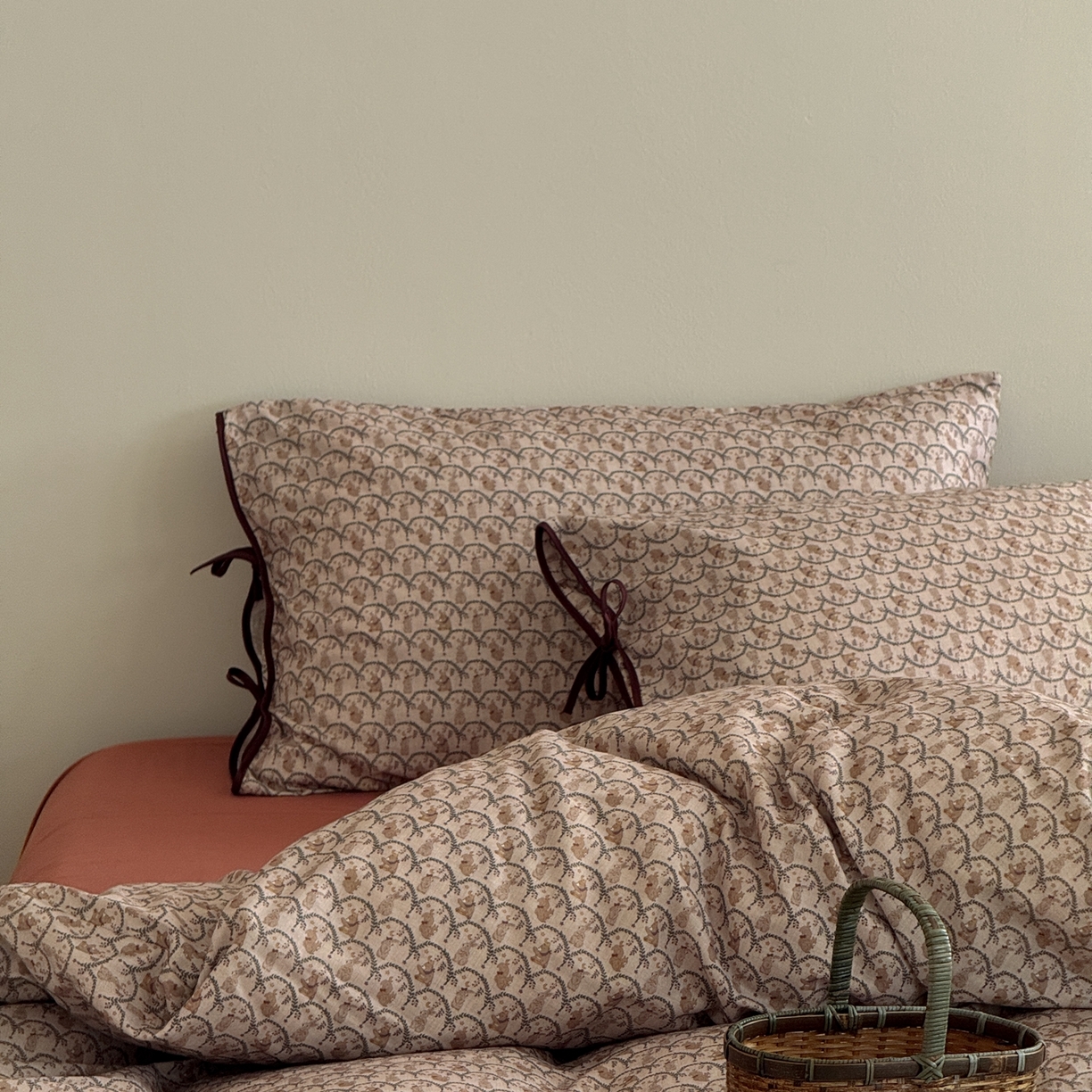 91家纺网 家纺一手货源 找家纺 涞澳家纺 2026新款全棉纯棉双层纱四件套 山野物语