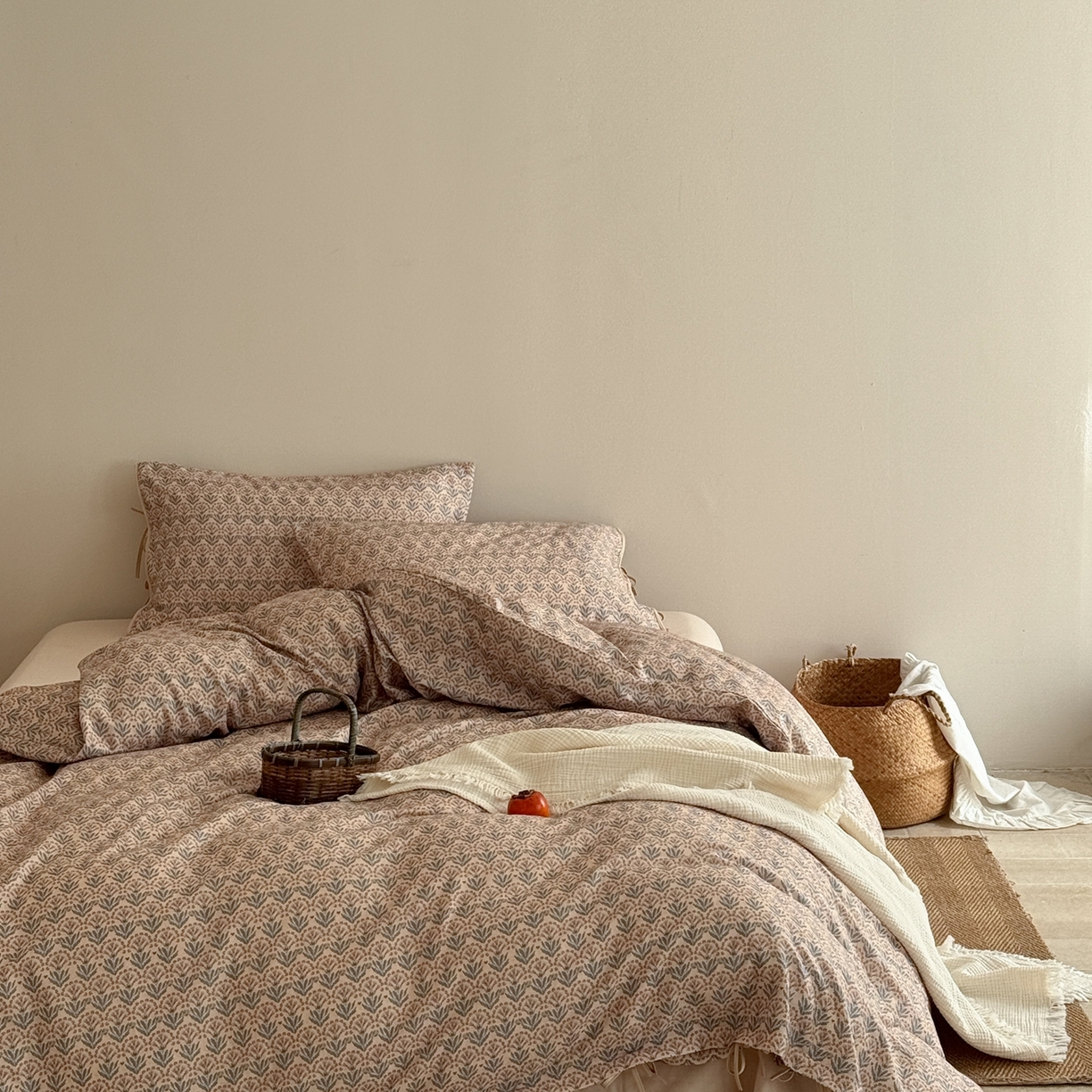 91家纺网 家纺一手货源 找家纺 涞澳家纺 2026新款全棉纯棉双层纱四件套 雨棠酌春