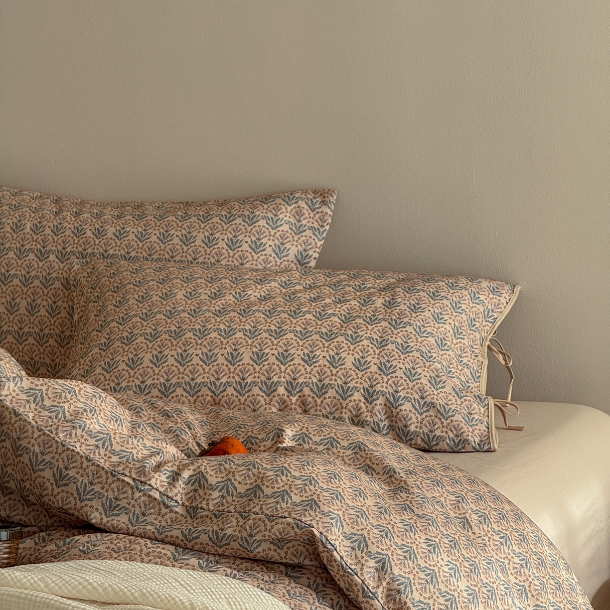 91家纺网 家纺一手货源 找家纺 涞澳家纺 2026新款全棉纯棉双层纱四件套 雨棠酌春