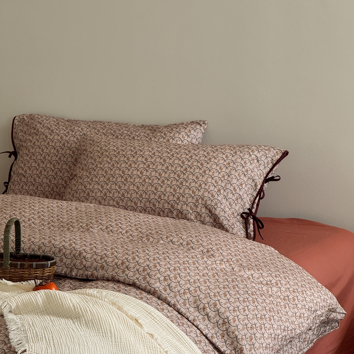 91家纺网 家纺一手货源 找家纺 涞澳家纺 2026新款全棉纯棉双层纱四件套 山野物语