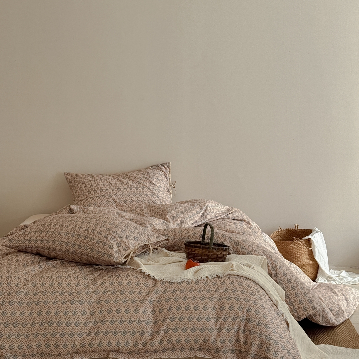 91家纺网 家纺一手货源 找家纺 涞澳家纺 2026新款全棉纯棉双层纱四件套 雨棠酌春