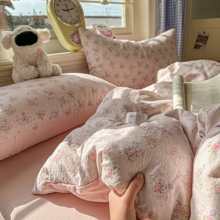 91家纺网 家纺一手货源 找家纺 柒月家居 2026新款云感皱皱纱小清新木棉四件套 碎花飘飘