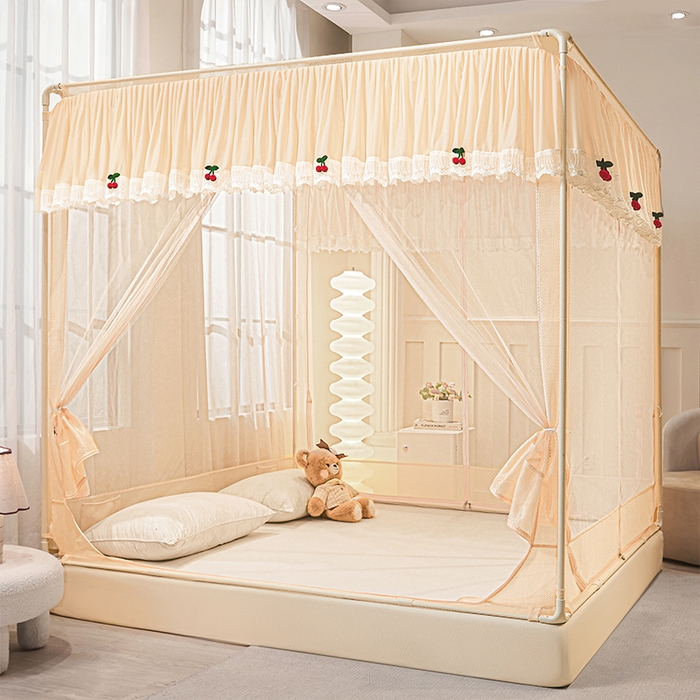 91家纺网 家纺一手货源 找家纺 雪姿家纺 2026新款T+U型刺绣花边床笠回底款三开门外穿坐床蚊帐-坐床樱桃 刺绣花边樱桃-温柔杏色