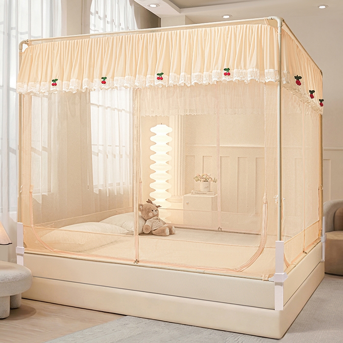 91家纺网 家纺一手货源 找家纺 雪姿家纺 2026新款T+U型刺绣花边床笠回底款三开门外穿坐床蚊帐-坐床樱桃 刺绣花边樱桃-温柔杏色