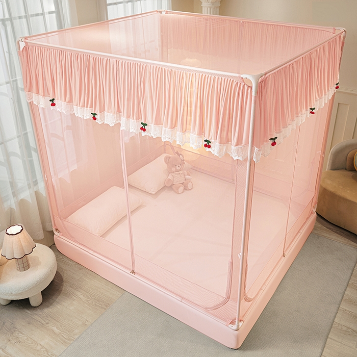 91家纺网 家纺一手货源 找家纺 雪姿家纺 2026新款T+U型刺绣花边床笠回底款三开门外穿坐床蚊帐-坐床樱桃 刺绣花边樱桃-温馨粉玉