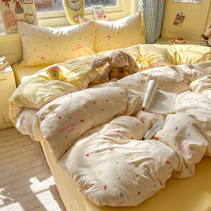 91家纺网 家纺一手货源 找家纺 柒月家居 2026新款云感皱皱纱小清新木棉四件套 幸运星