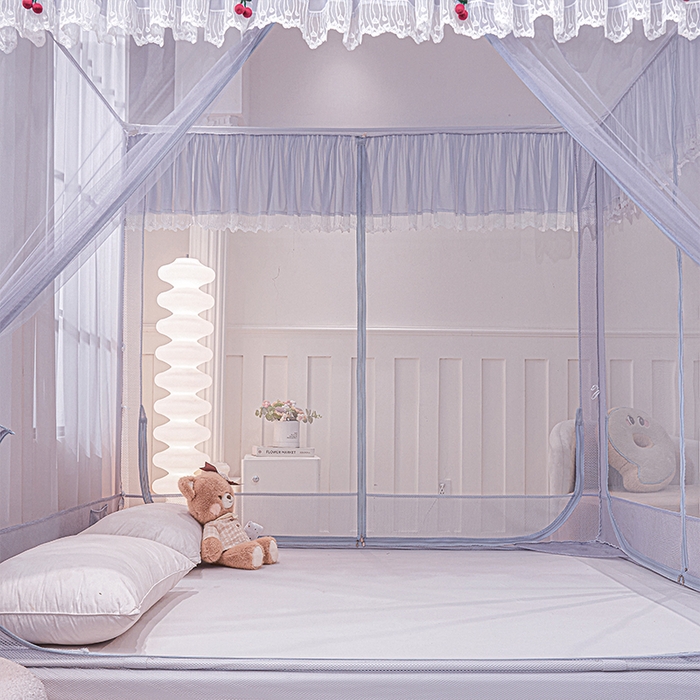 91家纺网 家纺一手货源 找家纺 雪姿家纺 2026新款T+U型刺绣花边床笠回底款三开门外穿坐床蚊帐-坐床樱桃 刺绣花边樱桃-烟岚紫灰