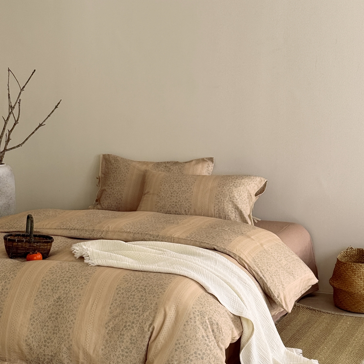 91家纺网 家纺一手货源 找家纺 涞澳家纺 2026新款全棉纯棉双层纱四件套 樱吹絮落